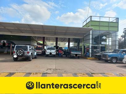 Llantera Hernández en Arandas