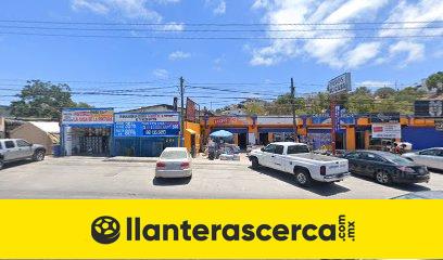 Llantera Hernández en Rosarito